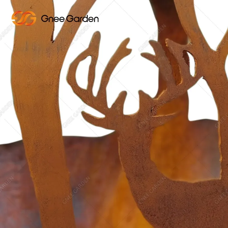 Orman temalı bahçeler için Corten Yangın Küresi