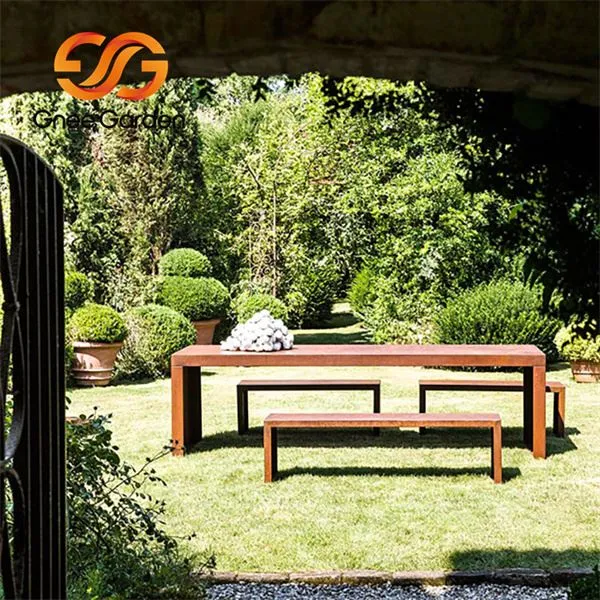 Corten Çelik Banklar ve Masalar